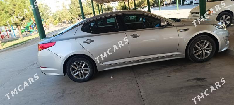 Kia Optima 2011 - 160 000 TMT - Кëши - img 3
