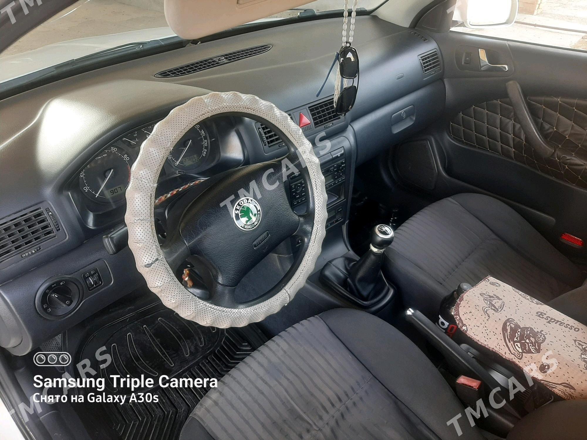 Skoda Octavia​ 2003 - 59 000 TMT - Векильбазар - img 6