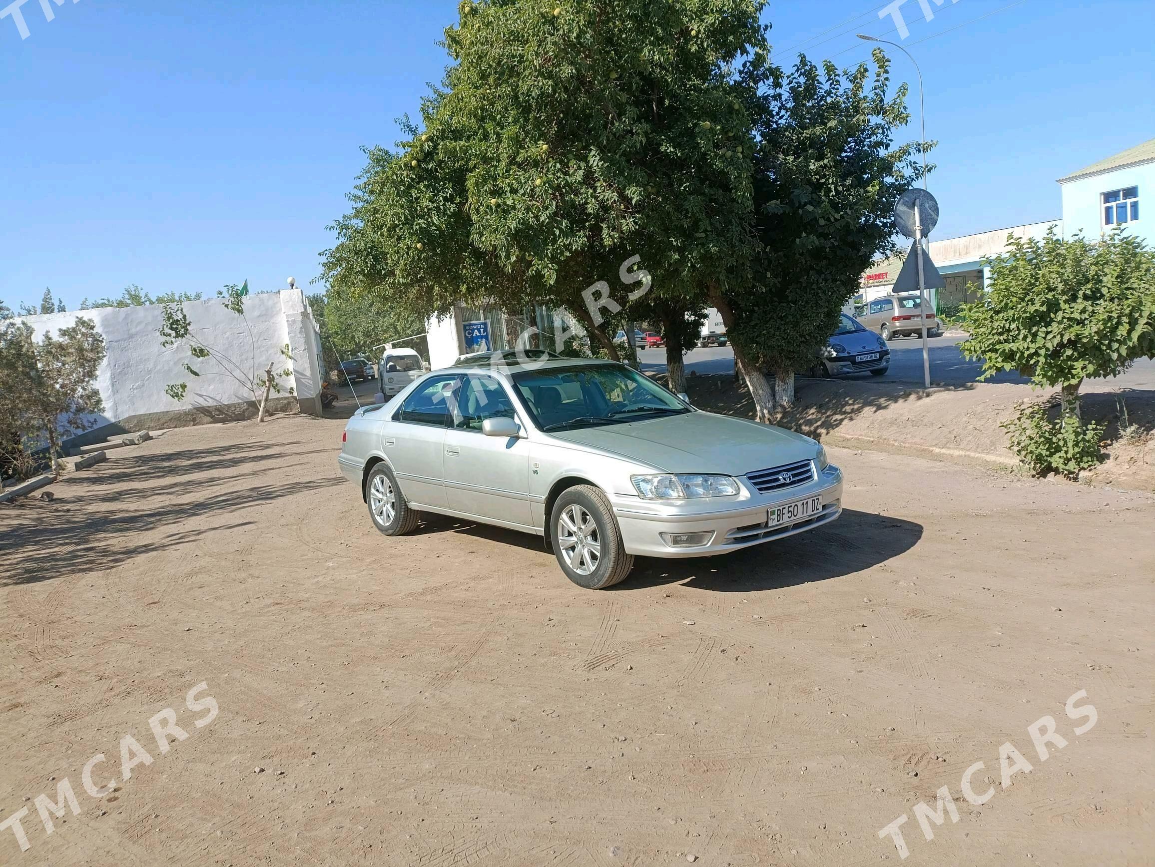 Toyota Camry 2001 - 145 000 TMT - Дашогуз - img 3