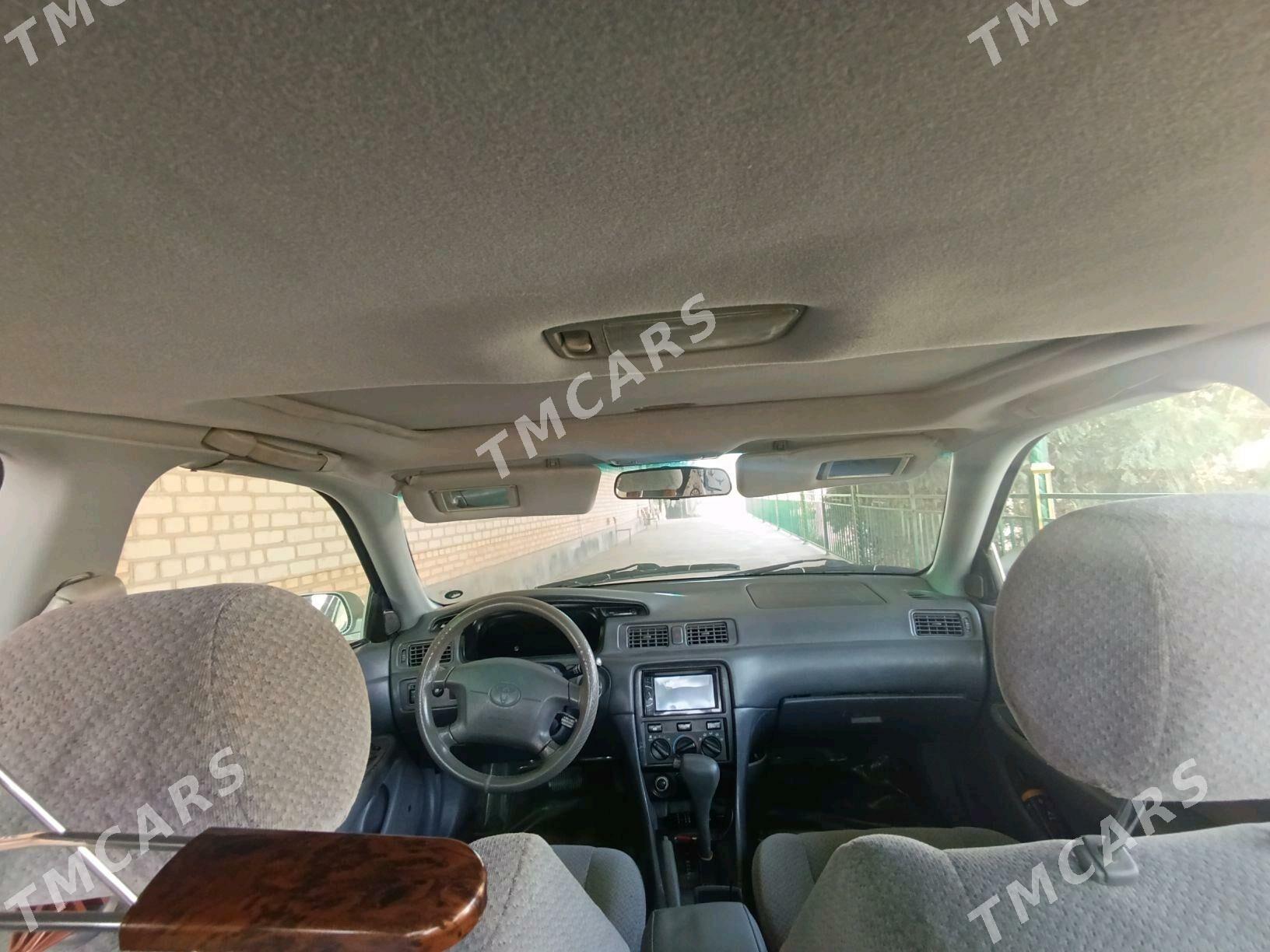 Toyota Camry 2001 - 145 000 TMT - Дашогуз - img 4