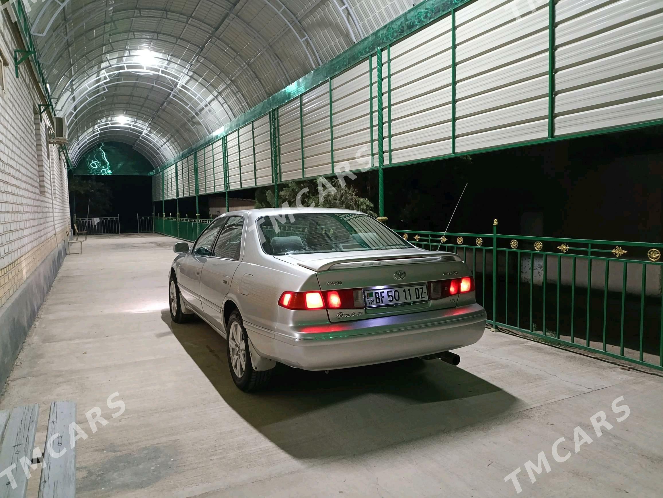 Toyota Camry 2001 - 145 000 TMT - Дашогуз - img 5