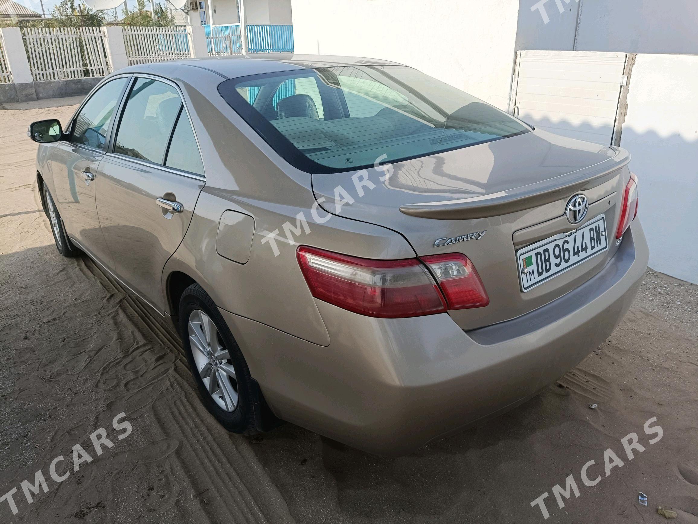 Toyota Camry 2007 - 170 000 TMT - Эсенгулы - img 3