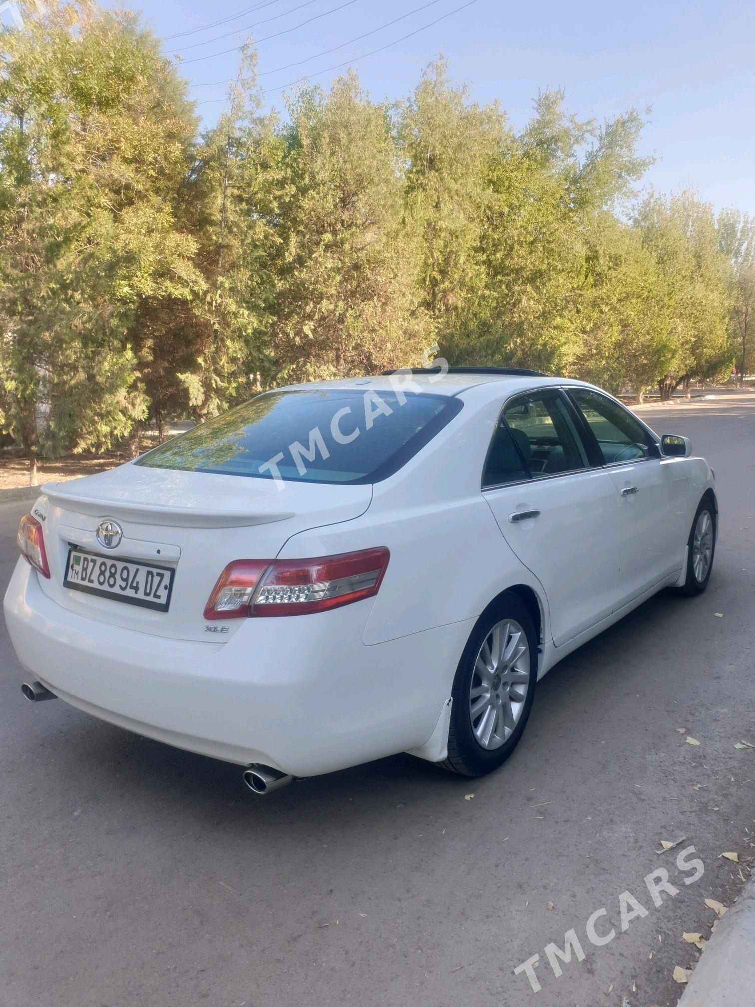 Toyota Camry 2010 - 185 000 TMT - Дашогуз - img 5