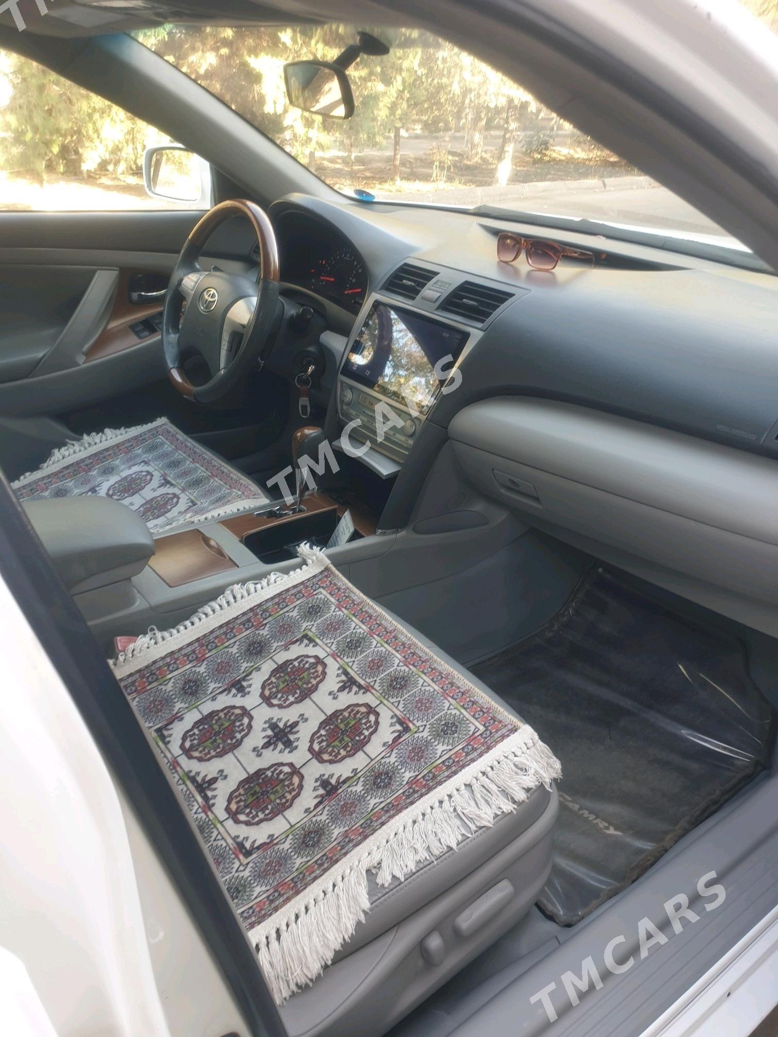Toyota Camry 2010 - 185 000 TMT - Дашогуз - img 3