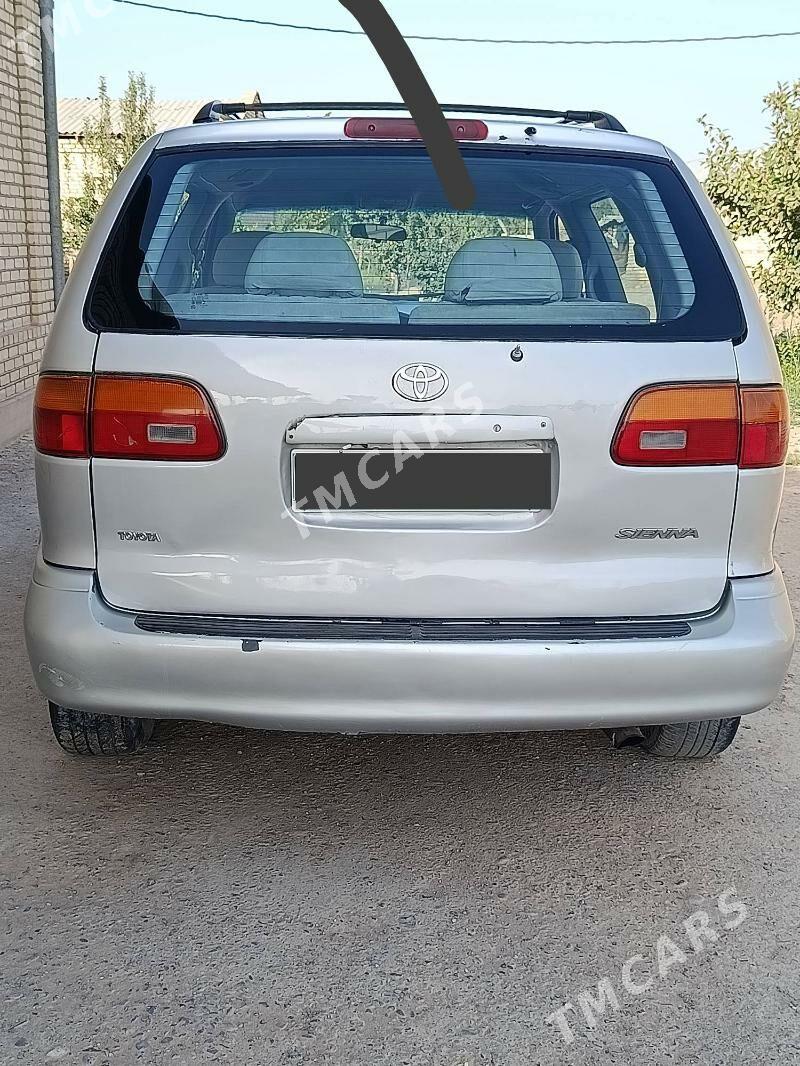 Toyota Sienna 1999 - 120 000 TMT - Mary - img 4