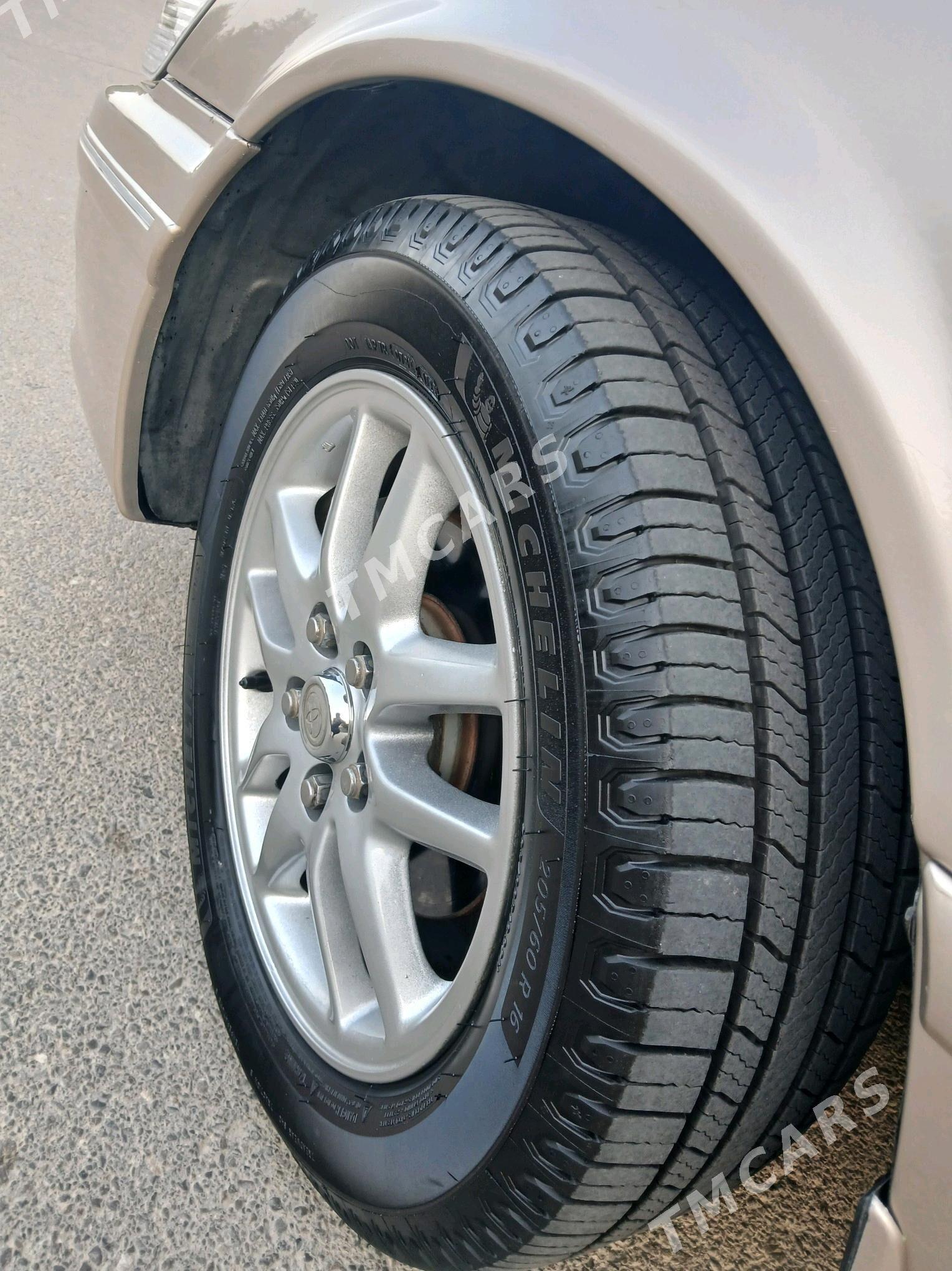 Toyota Camry 2000 - 220 000 TMT - Bäherden - img 8