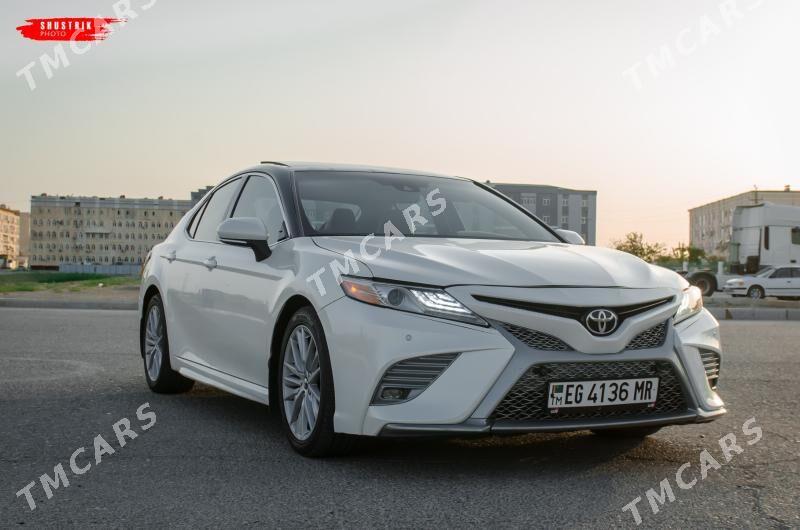 Toyota Camry 2018 - 320 000 TMT - Байрамали - img 2