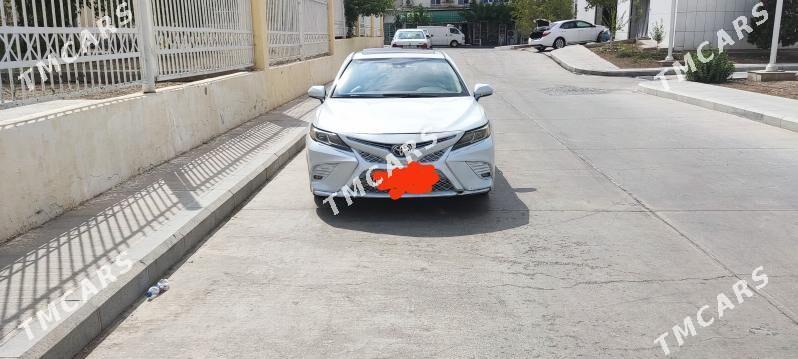 Toyota Camry 2018 - 295 000 TMT - Мир 2 - img 7