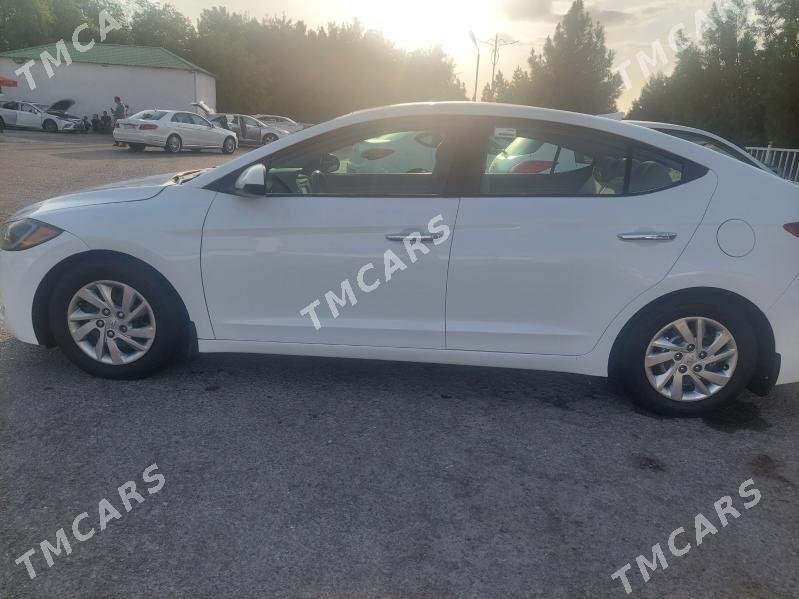 Hyundai Elantra 2016 - 178 000 TMT - 6 мкр - img 8