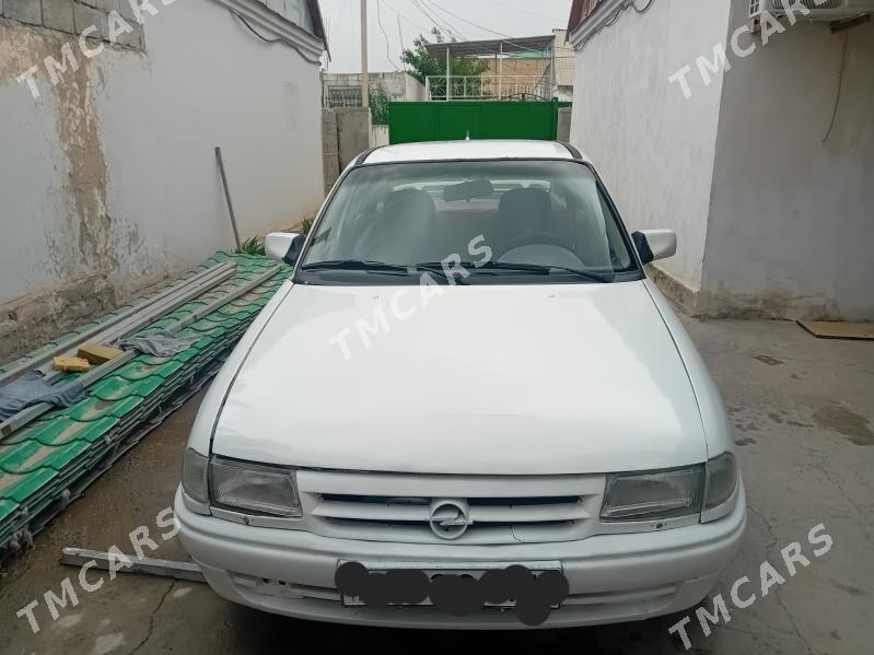 Opel Astra 1993 - 35 000 TMT - Kaka - img 3