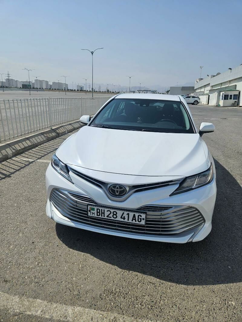 Toyota Camry 2019 - 315 000 TMT - Aşgabat - img 3