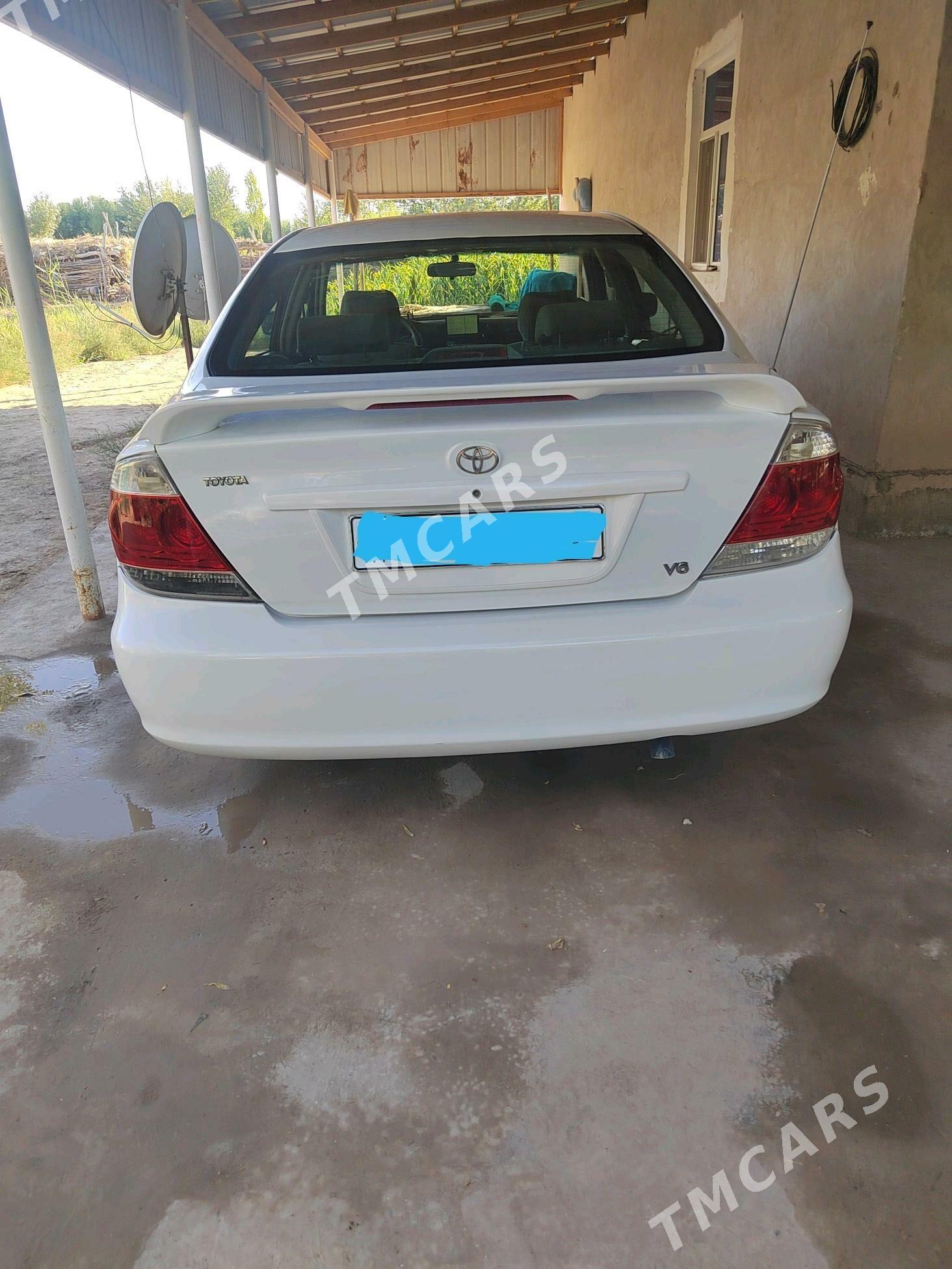 Toyota Camry 2005 - 146 000 TMT - Köneürgenç - img 5