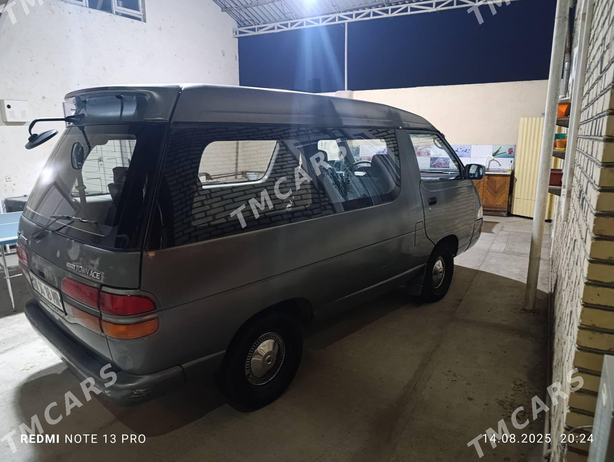 Toyota Town Ace 1994 - 36 000 TMT - Мары - img 5