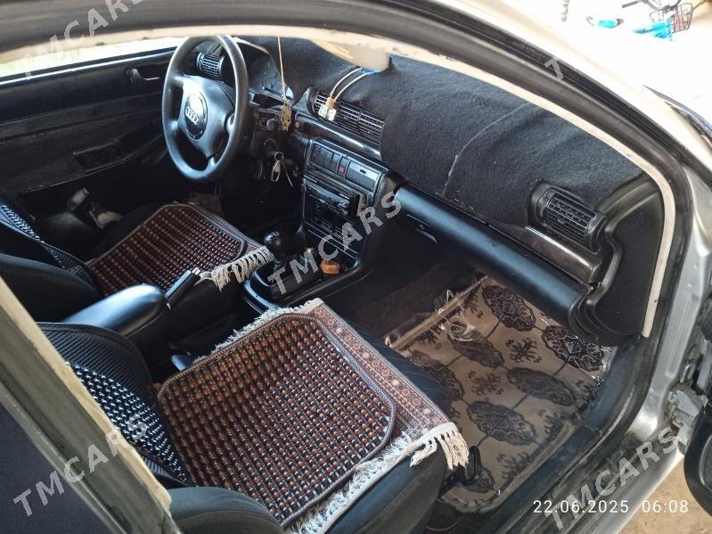 Audi A4 1998 - 35 000 TMT - Mary - img 2