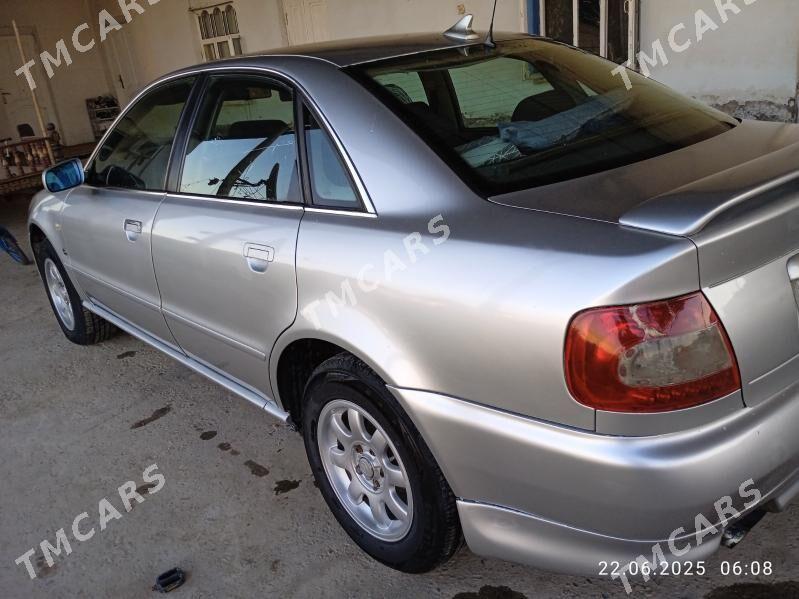 Audi A4 1998 - 35 000 TMT - Mary - img 3