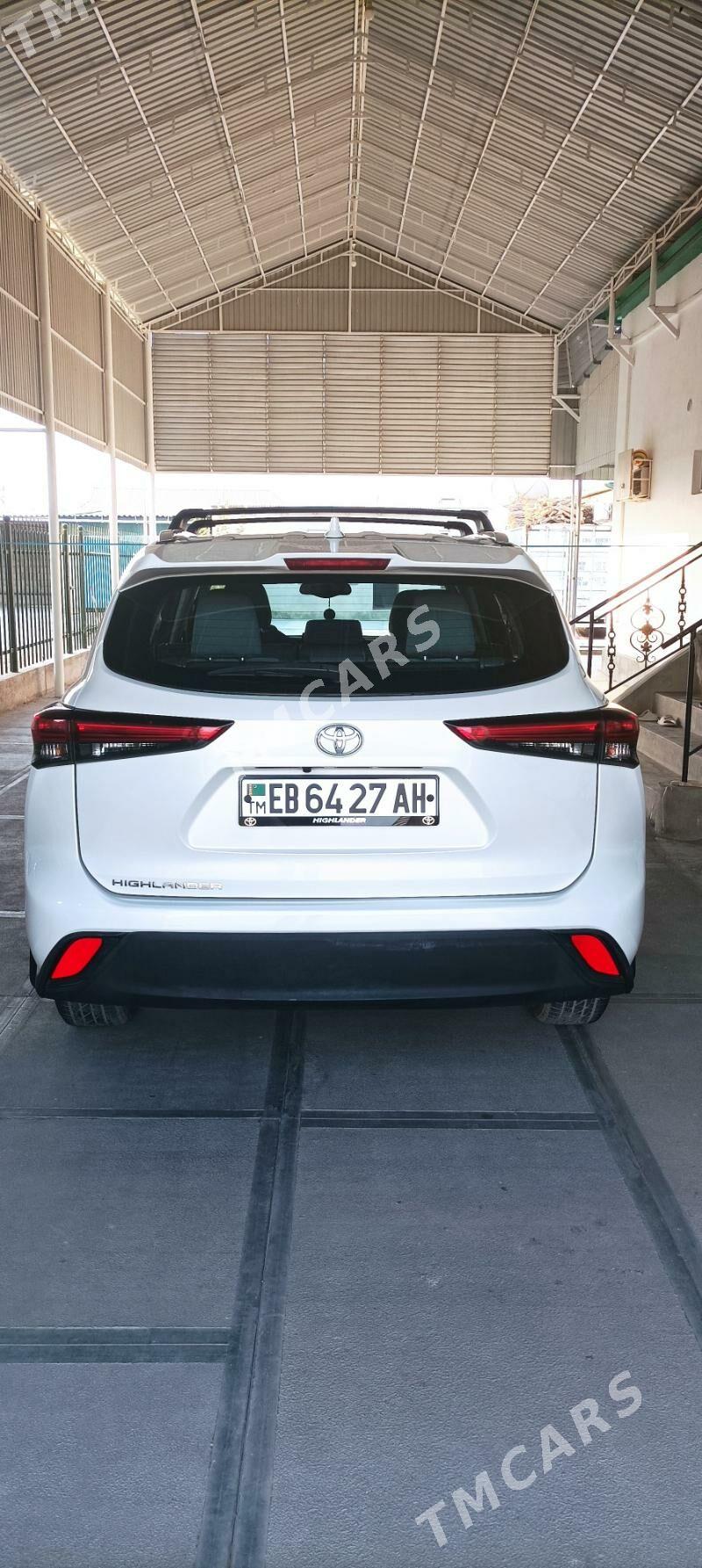 Toyota Highlander 2021 - 450 000 TMT - Теджен - img 3