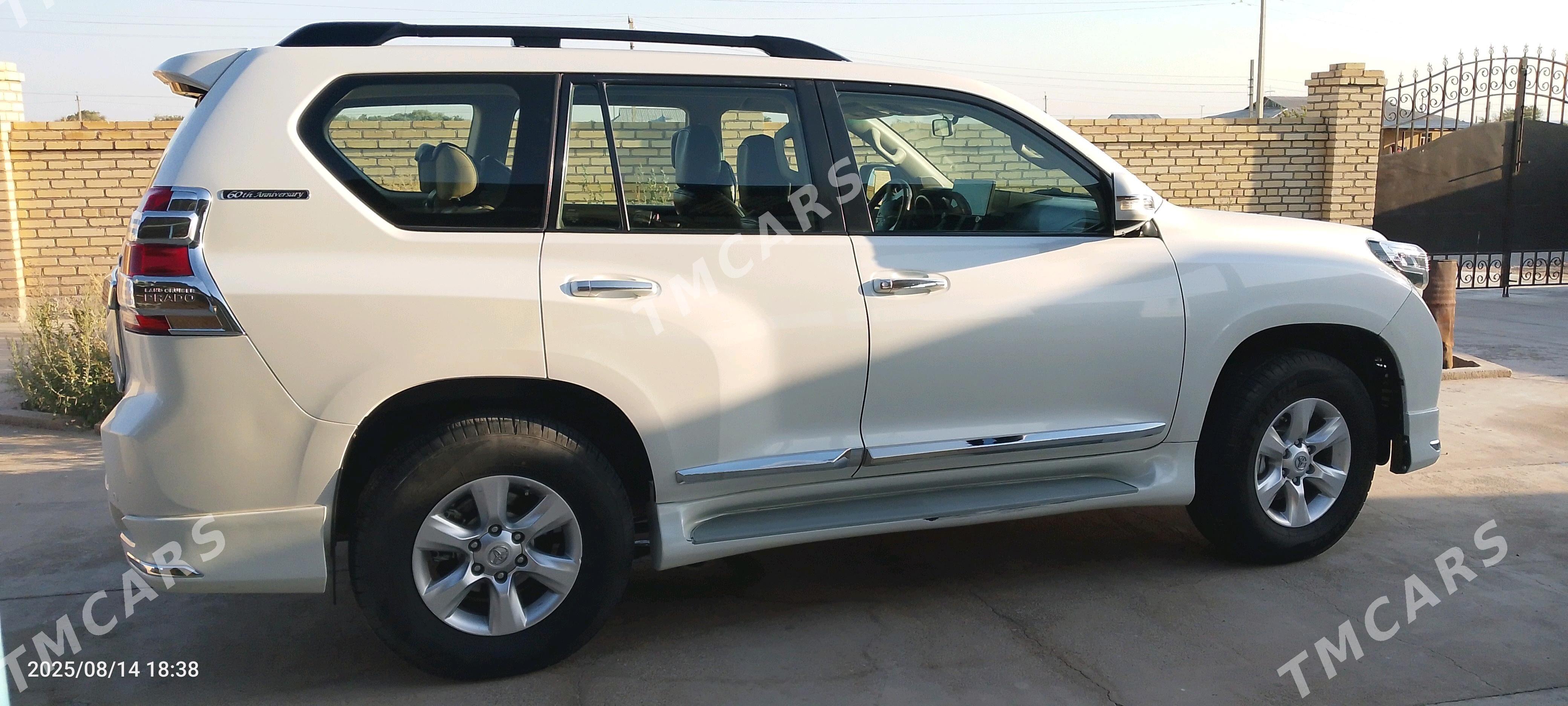 Toyota Land Cruiser Prado 2012 - 600 000 TMT - Туркменабат - img 3