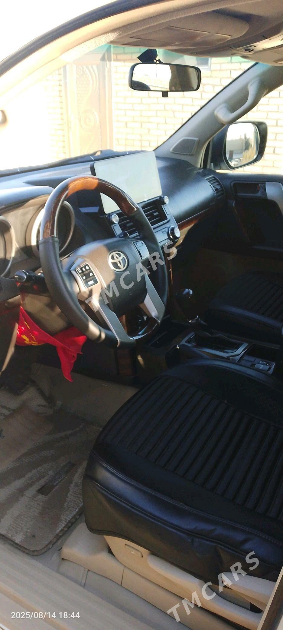 Toyota Land Cruiser Prado 2012 - 600 000 TMT - Туркменабат - img 6