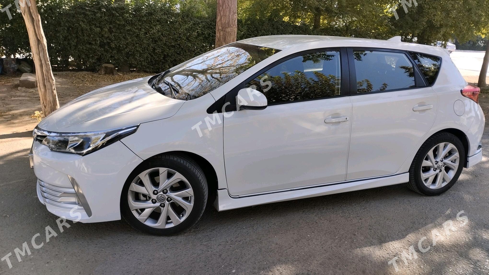 Toyota Corolla 2016 - 155 000 TMT - Ашхабад - img 2