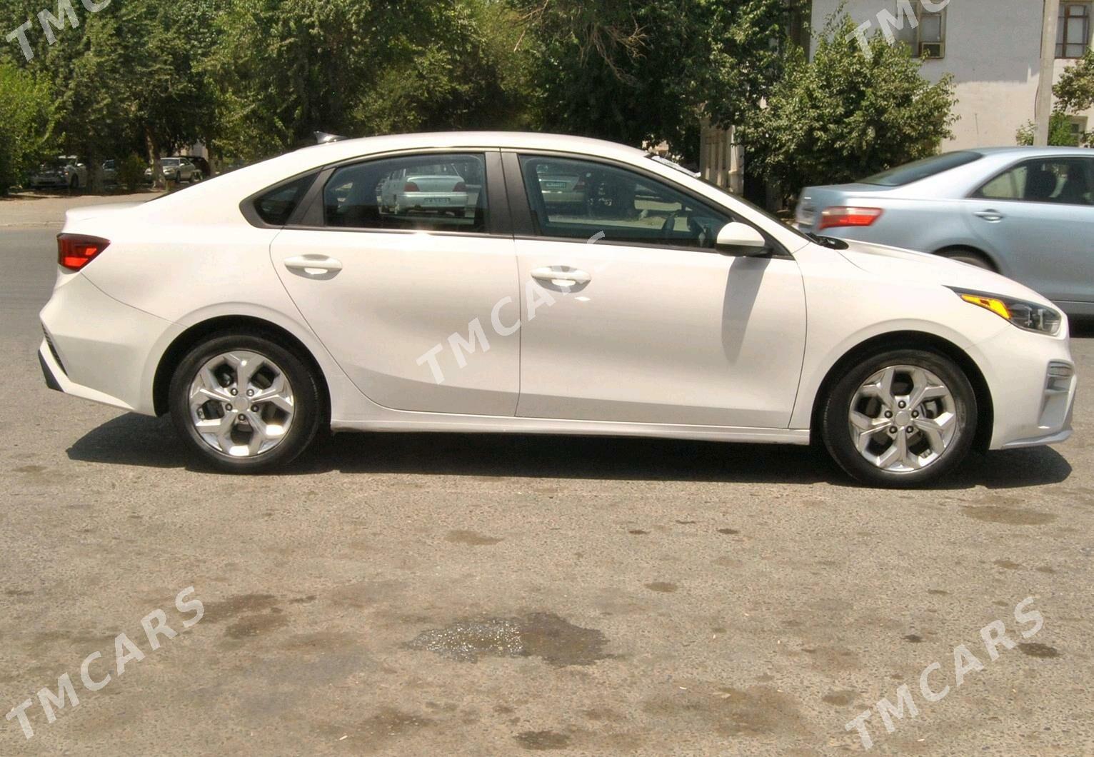 Kia Forte 2021 - 245 000 TMT - Türkmenabat - img 8