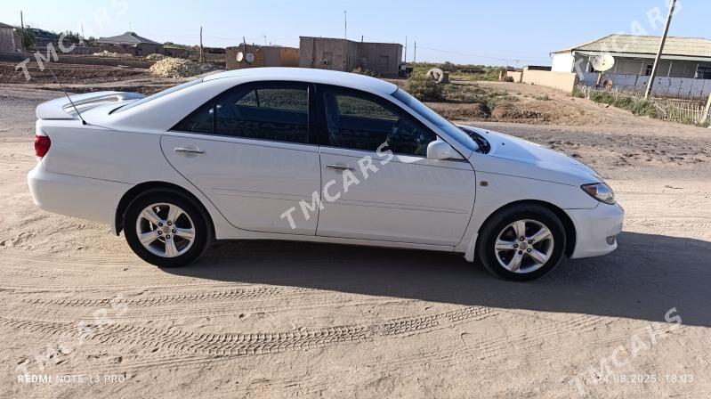 Toyota Camry 2003 - 160 000 TMT - етр. Туркменбаши - img 4
