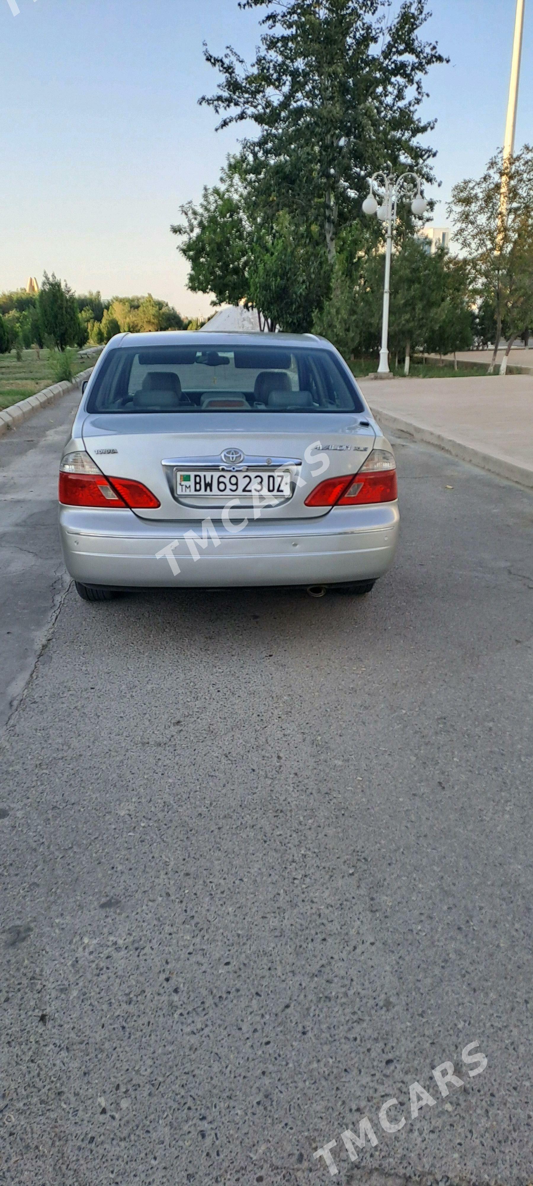 Toyota Avalon 2003 - 230 000 TMT - Дашогуз - img 3
