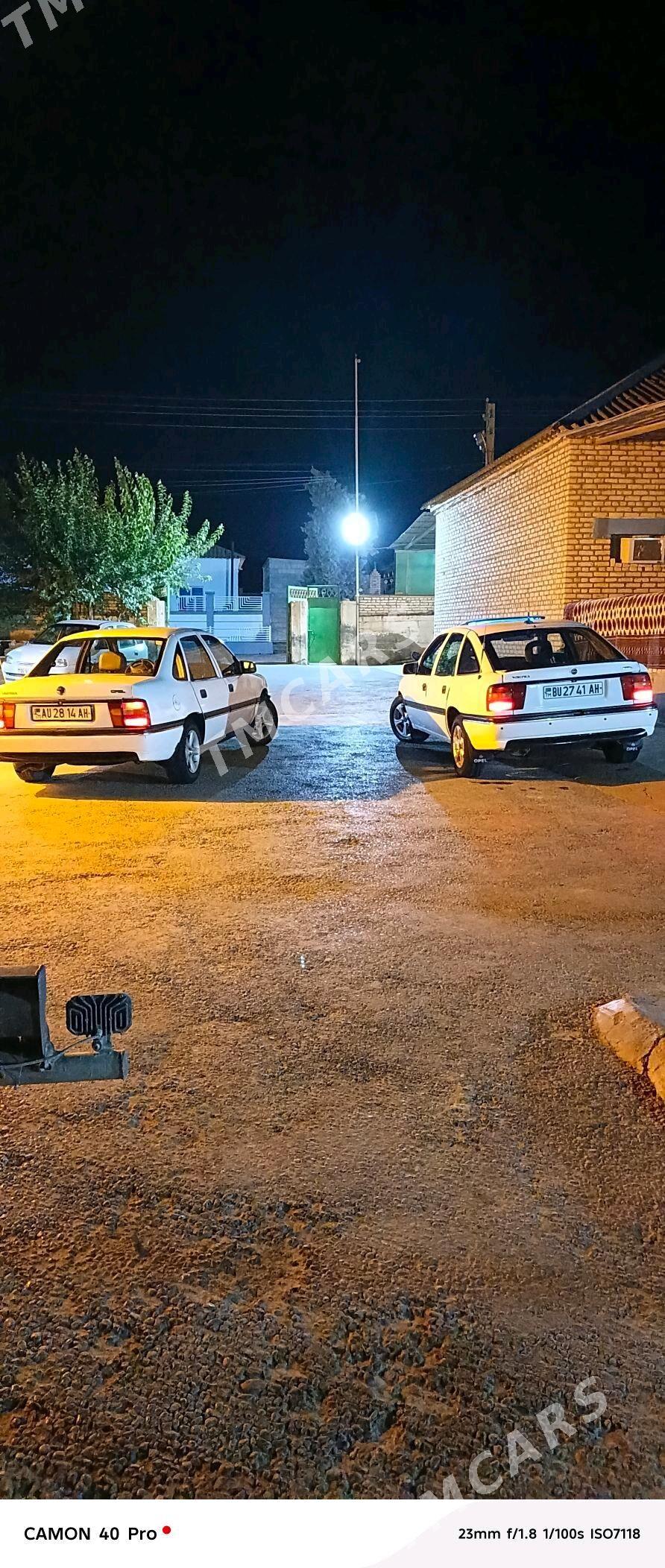 Opel Vectra 1993 - 35 000 TMT - Кака - img 3