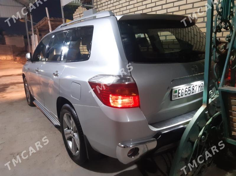 Toyota Highlander 2010 - 320 000 TMT - Мары - img 6