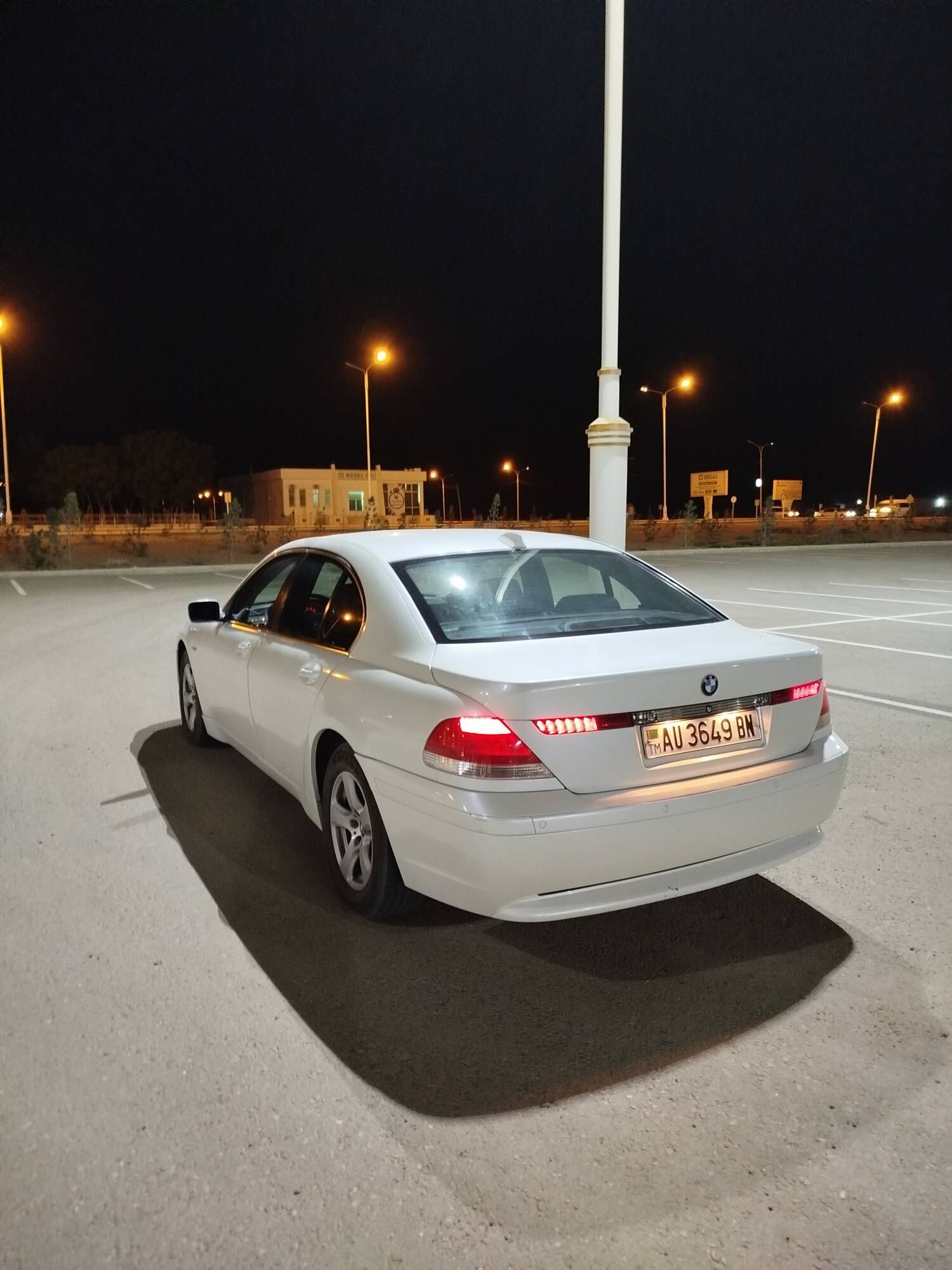 BMW 745 2003 - 170 000 TMT - Балканабат - img 10