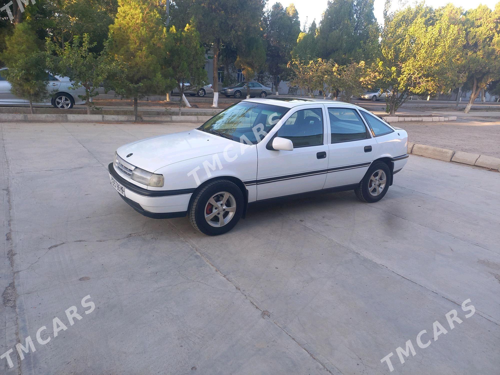 Opel Vectra 1990 - 44 000 TMT - Мургап - img 7