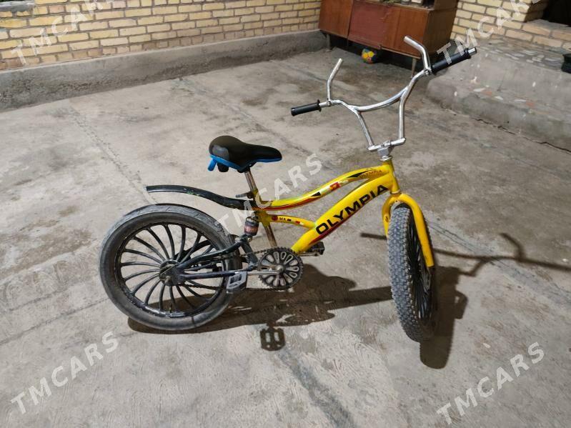 welik olimpia bmx - Çärjew - img 3