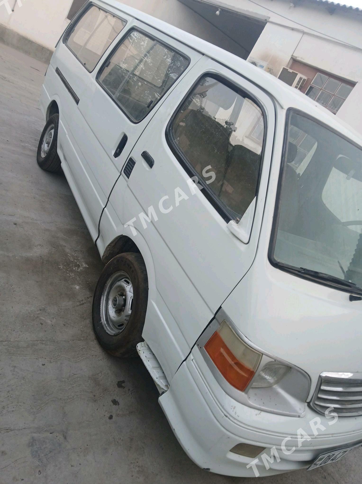 Toyota Hiace 2005 - 80 000 TMT - Saýat - img 3