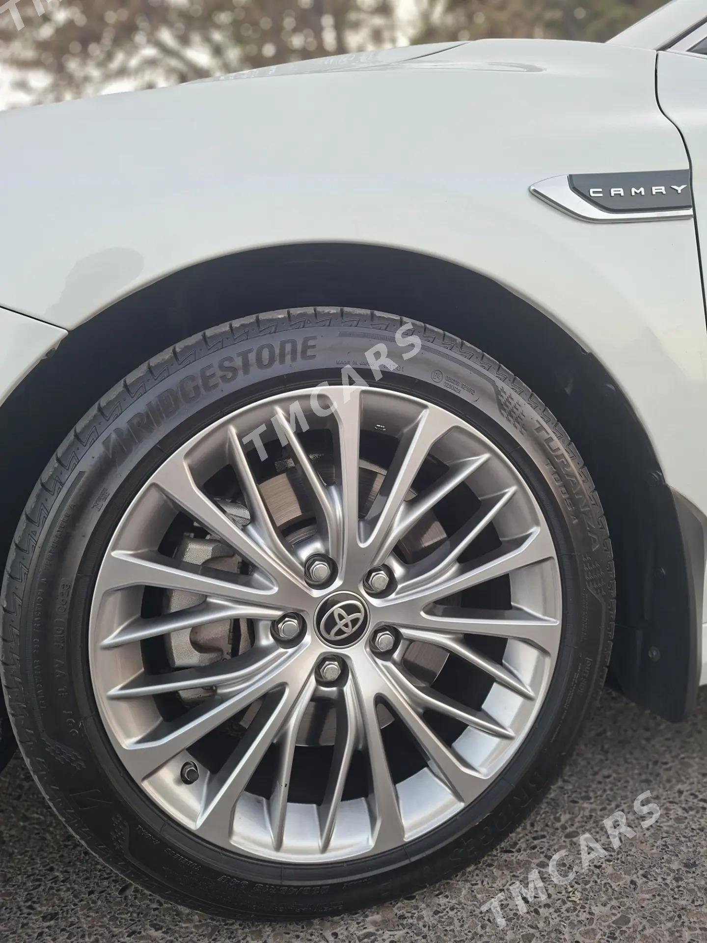 Toyota Camry 2023 - 561 450 TMT - Мары - img 7