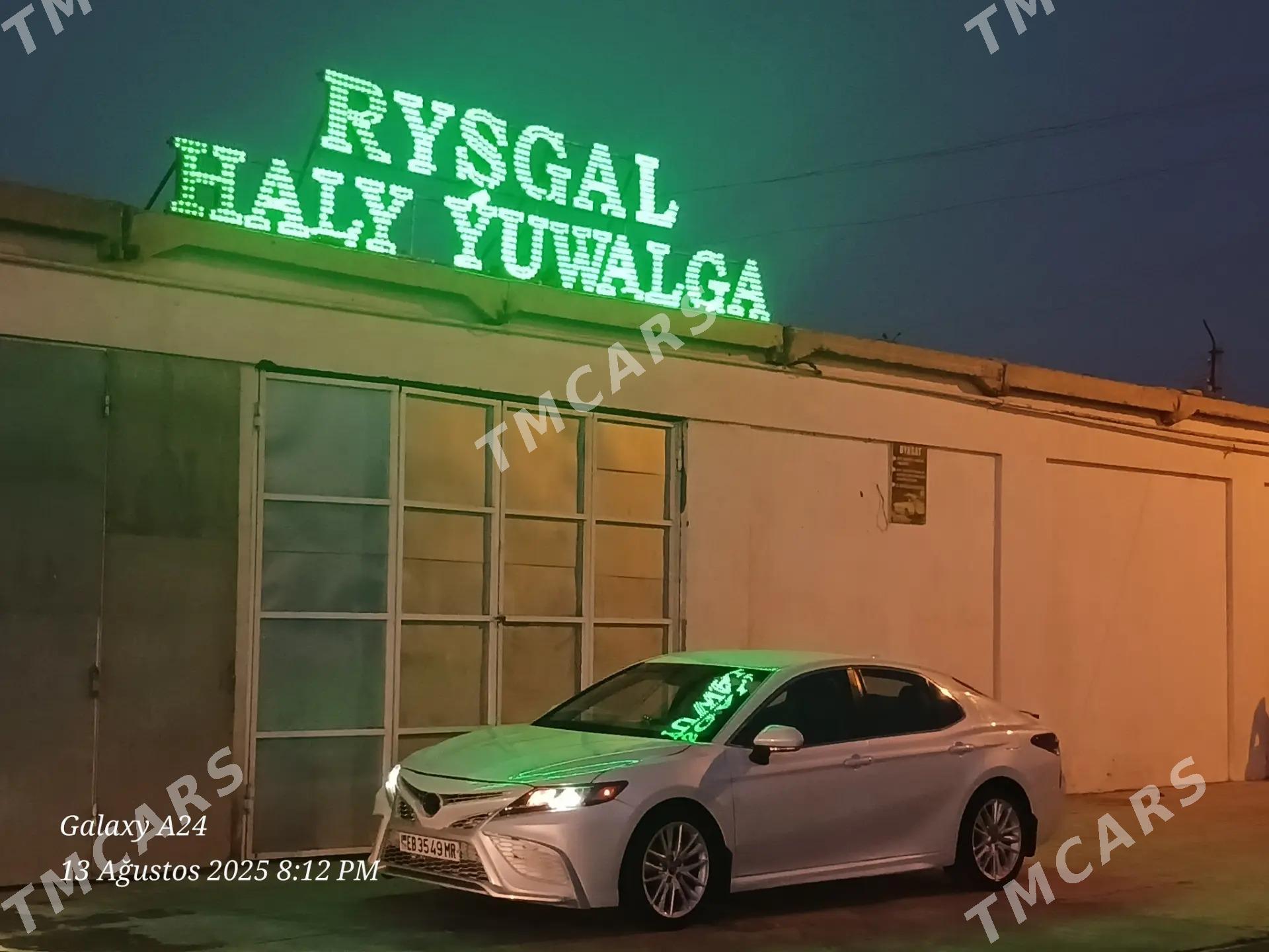Toyota Camry 2022 - 300 000 TMT - Мары - img 6