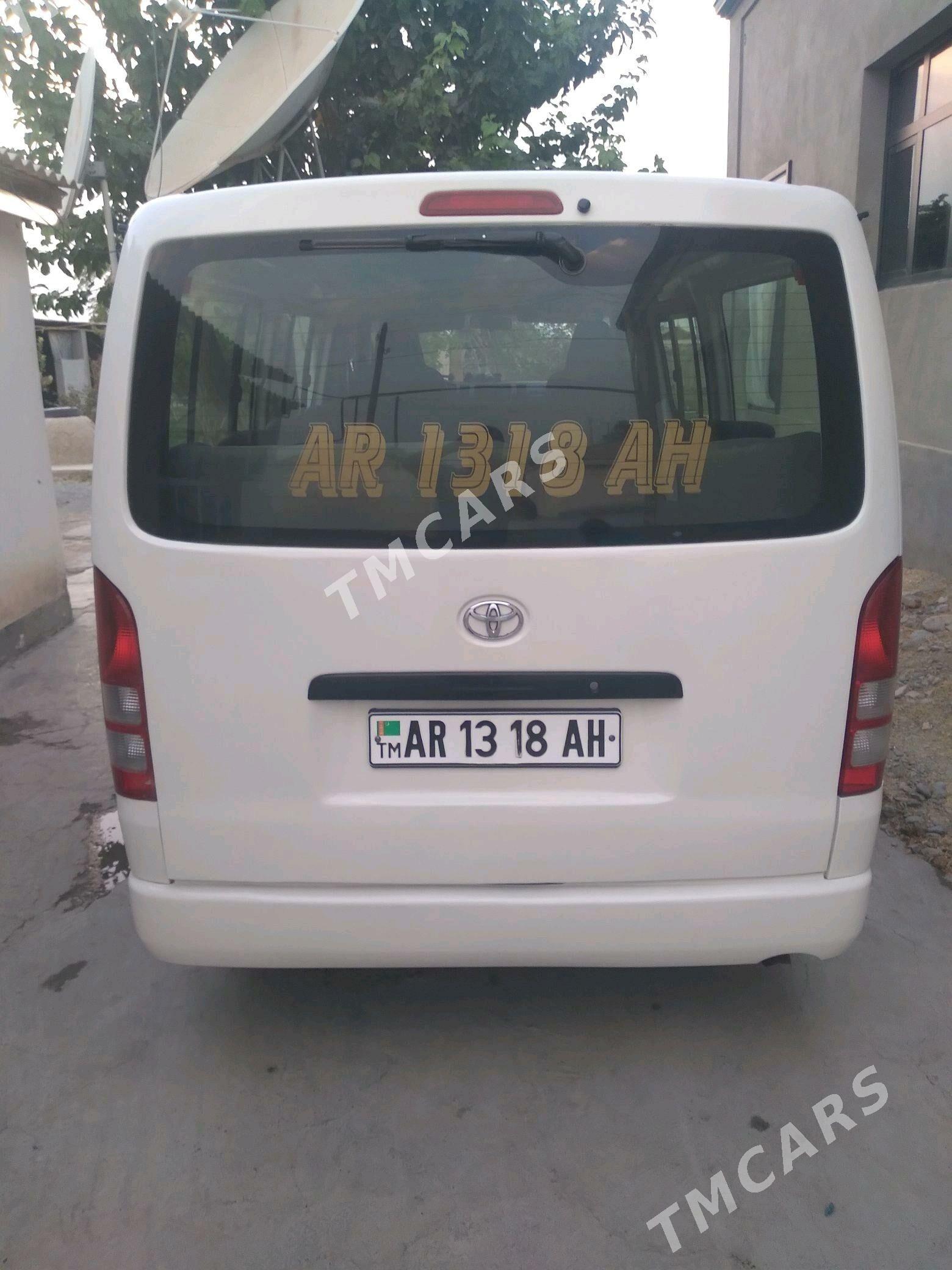 Toyota Hiace 2005 - 250 000 TMT - Gökdepe - img 2