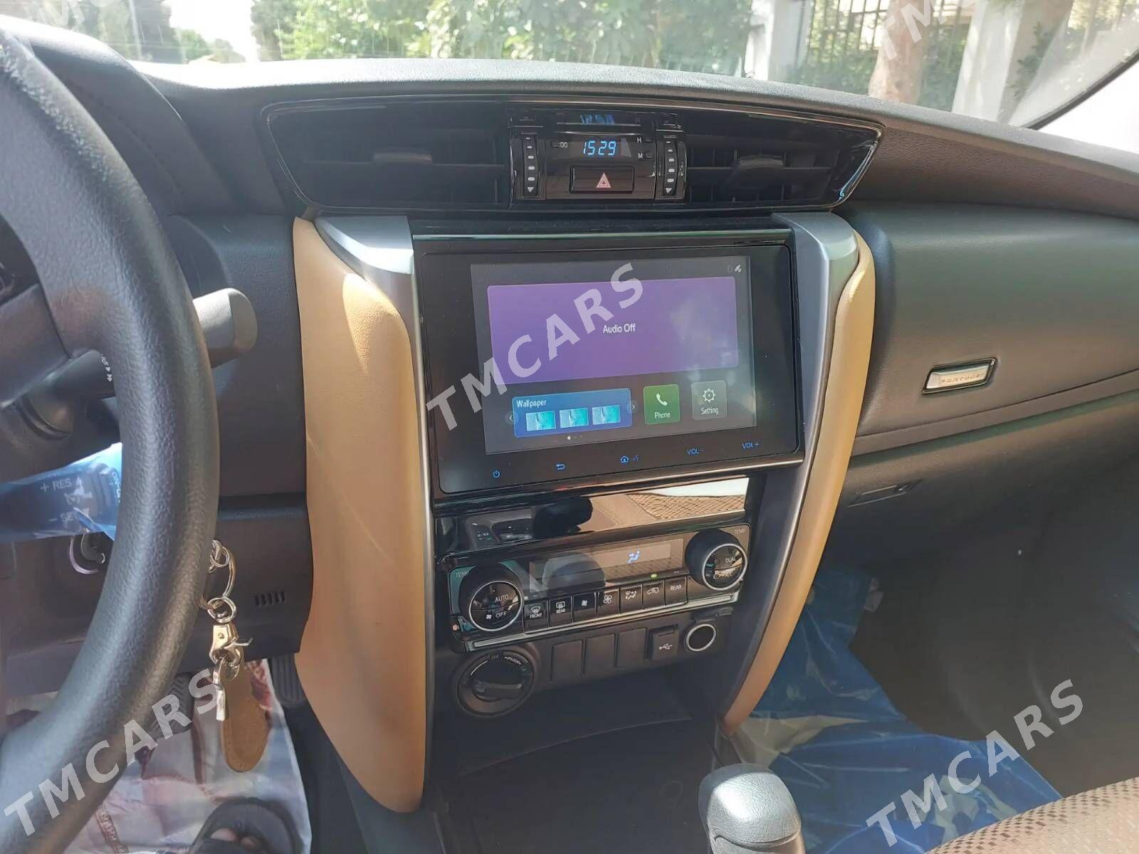 Toyota Fortuner 2024 - 730 000 TMT - Aşgabat - img 7