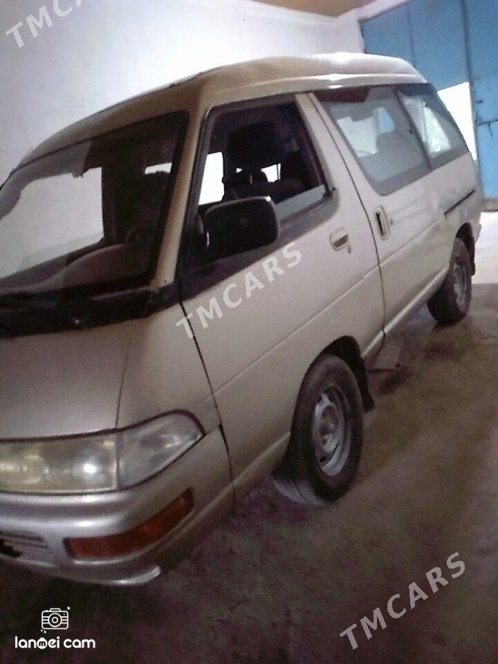 Toyota Sienna 1998 - 500 000 TMT - Akdepe - img 3