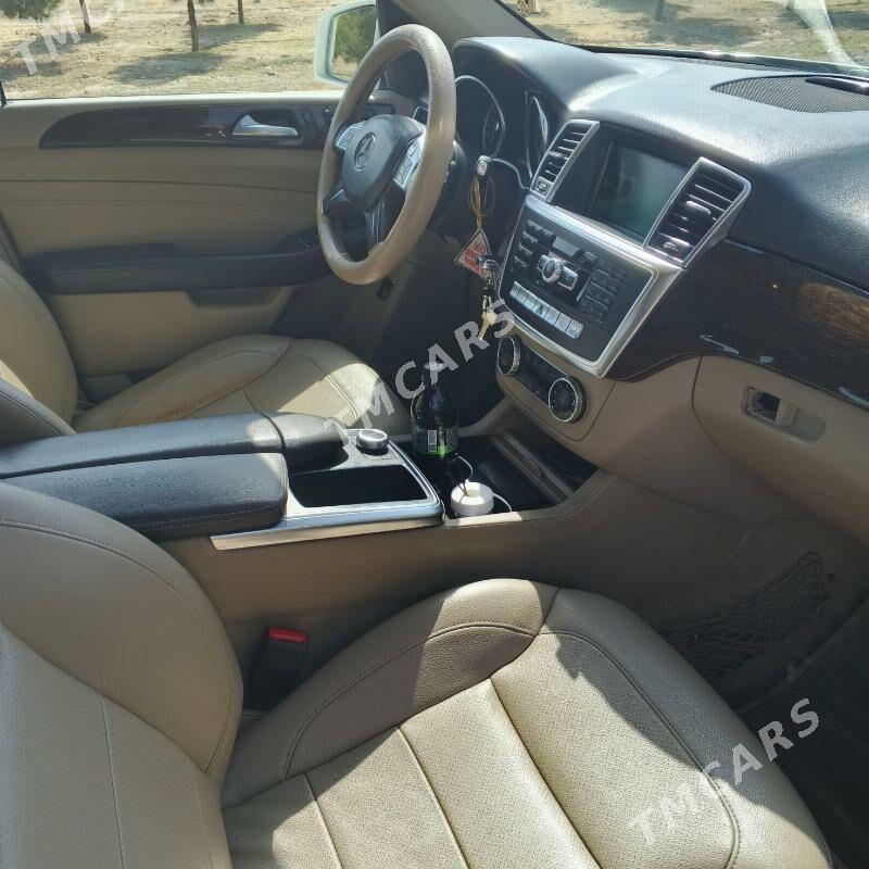 Mercedes-Benz ML350 2013 - 440 000 TMT - Aşgabat - img 3