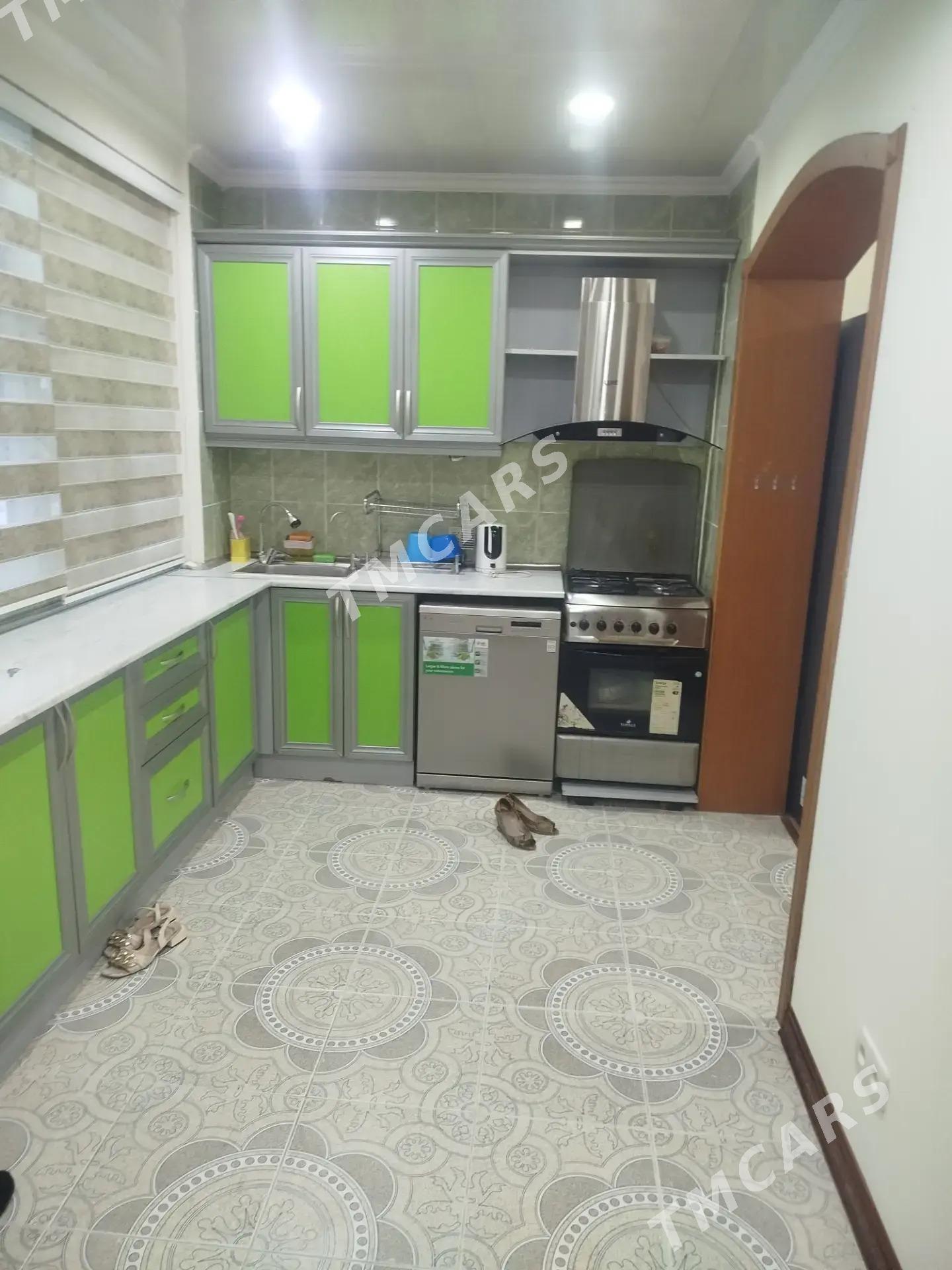 АРЕНДА КИМ РАЙОН 15ШКОЛА 3КОМН - Aşgabat - img 6