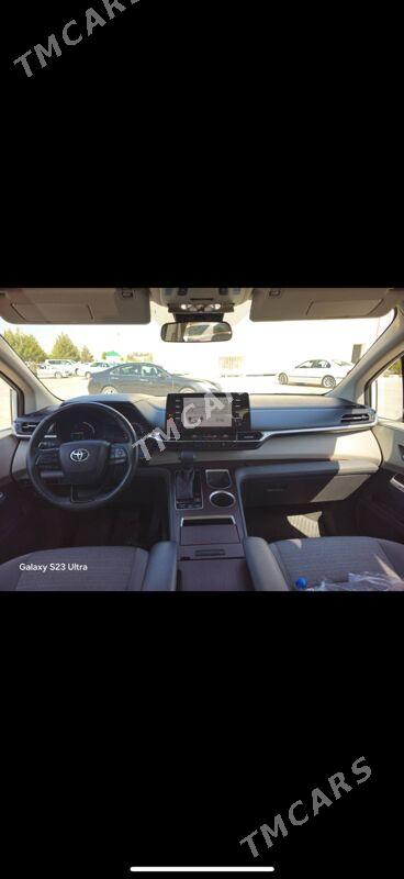 Toyota Sienna 2022 - 465 000 TMT - Дашогуз - img 3