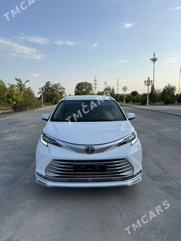 Toyota Sienna 2022 - 465 000 TMT - Дашогуз - img 10