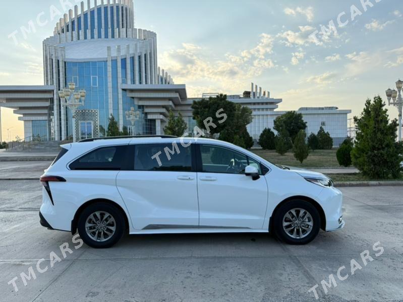 Toyota Sienna 2022 - 465 000 TMT - Дашогуз - img 9