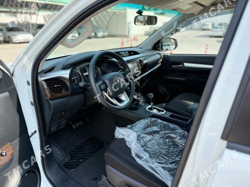 Toyota Hilux 2025 - 705 000 TMT - Aşgabat - img 10