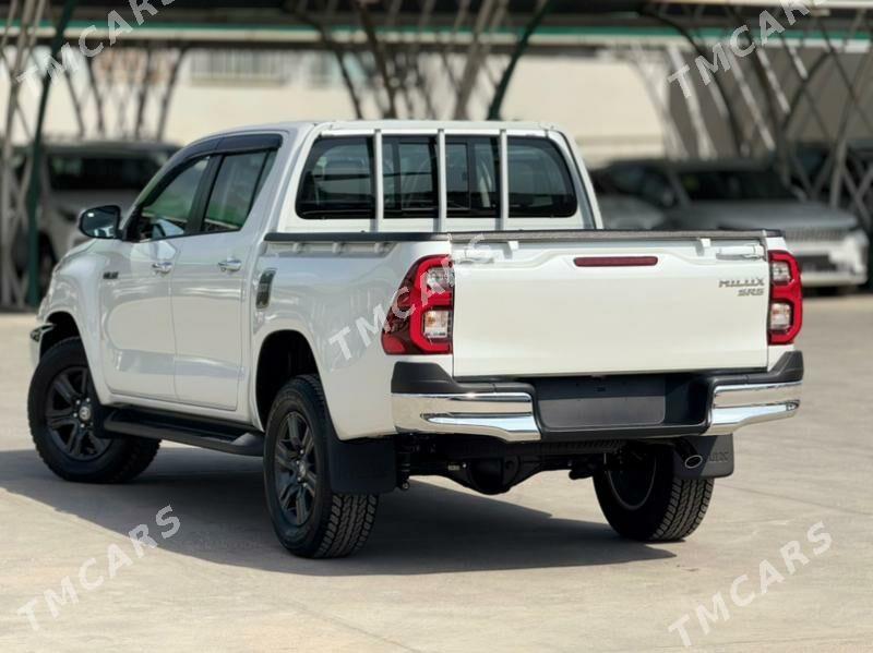 Toyota Hilux 2025 - 705 000 TMT - Aşgabat - img 6