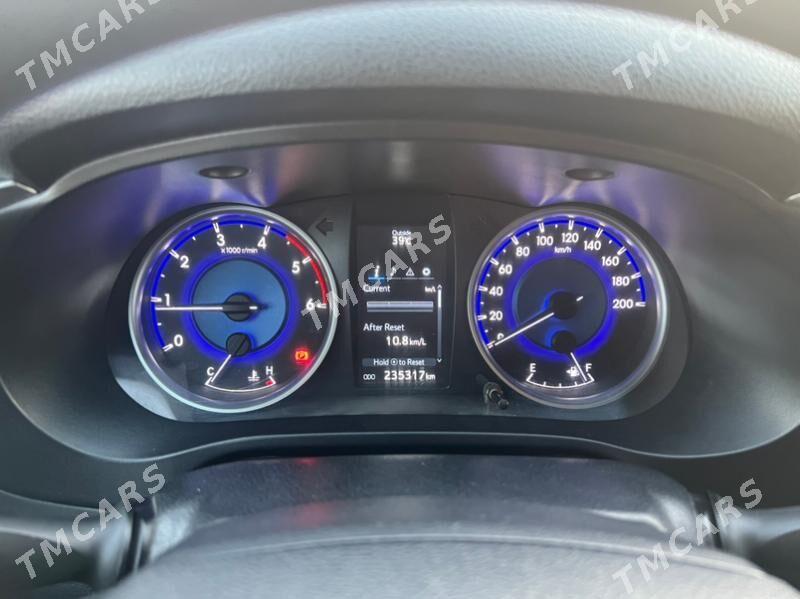 Toyota Hilux 2016 - 410 000 TMT - Балканабат - img 8