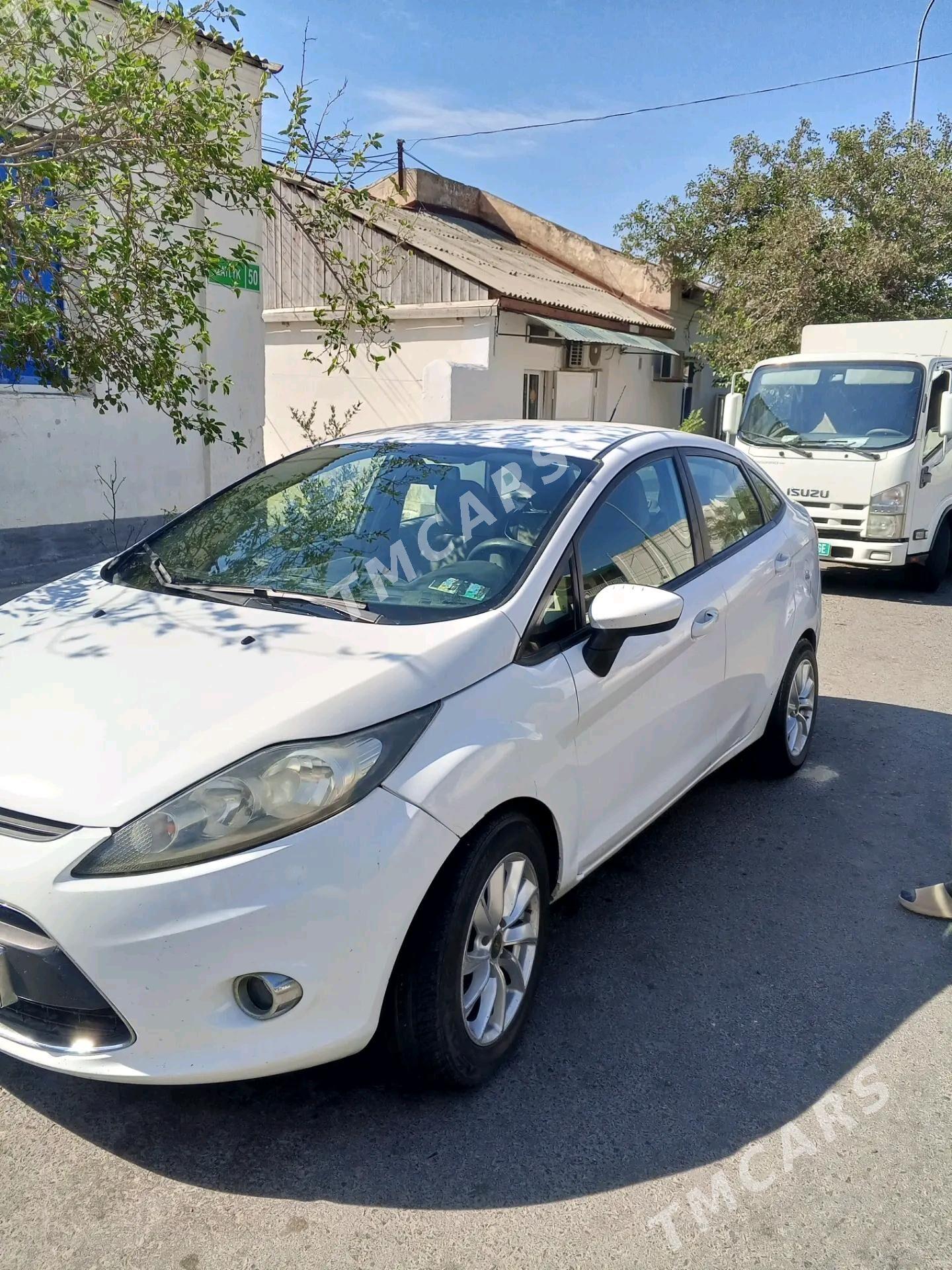 Ford Fiesta 2011 - 100 000 TMT - Туркменбаши - img 3
