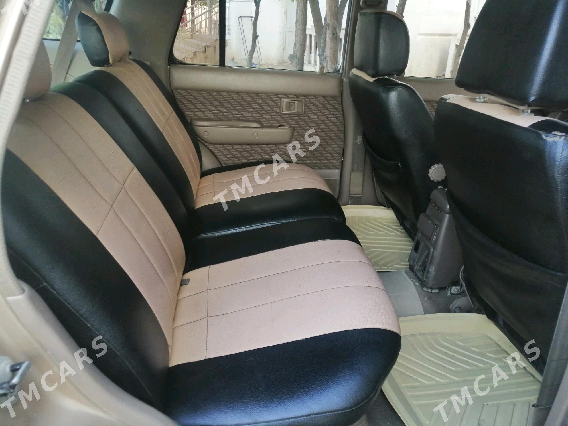Toyota 4Runner 1995 - 70 000 TMT - Balkanabat - img 4