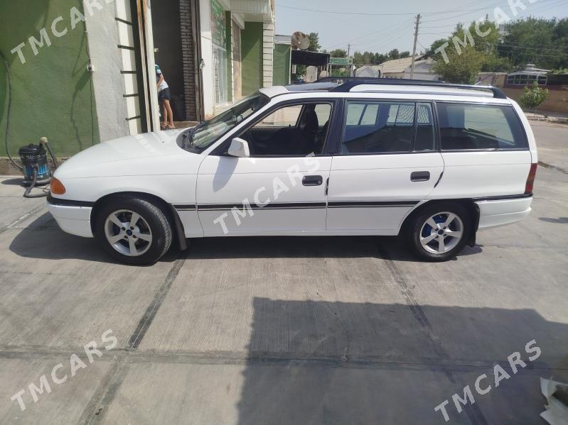 Opel Astra 1992 - 48 000 TMT - Мары - img 3