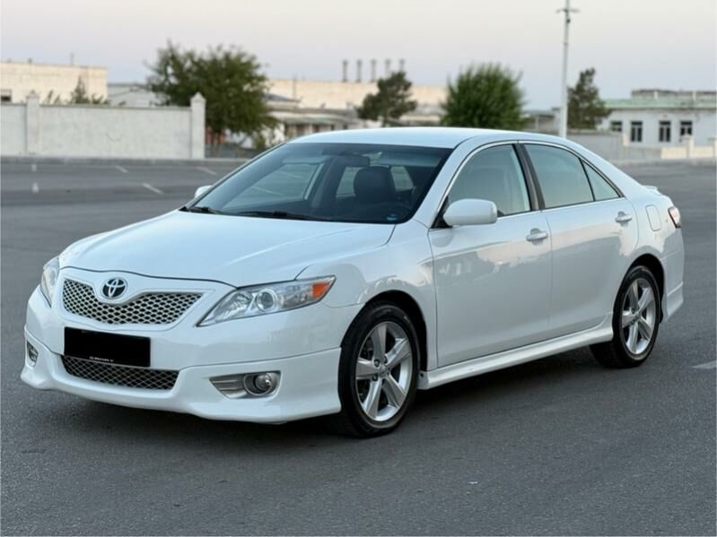 Toyota Camry 2010 - 210 000 TMT - Balkanabat - img 3