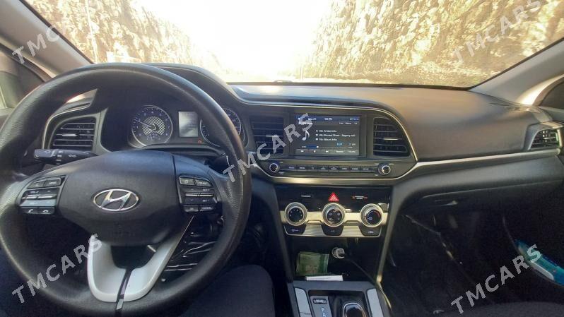 Hyundai Elantra 2019 - 224 000 TMT - Aşgabat - img 8